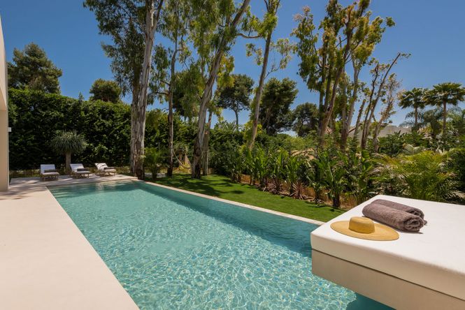 Los Monteros7
