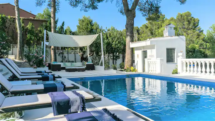 Villa de tories airbnb